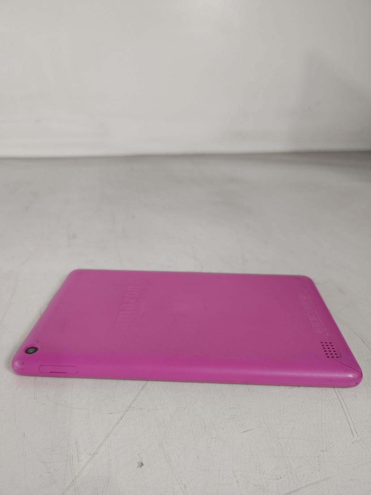 Amazon Fire (5th Generation) SV98LN 8 GB Fire OS (WiFi Only)
