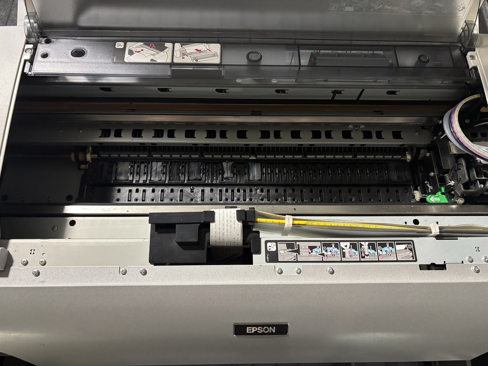 Epson Stylus Pro 4880 – Sold As-Is