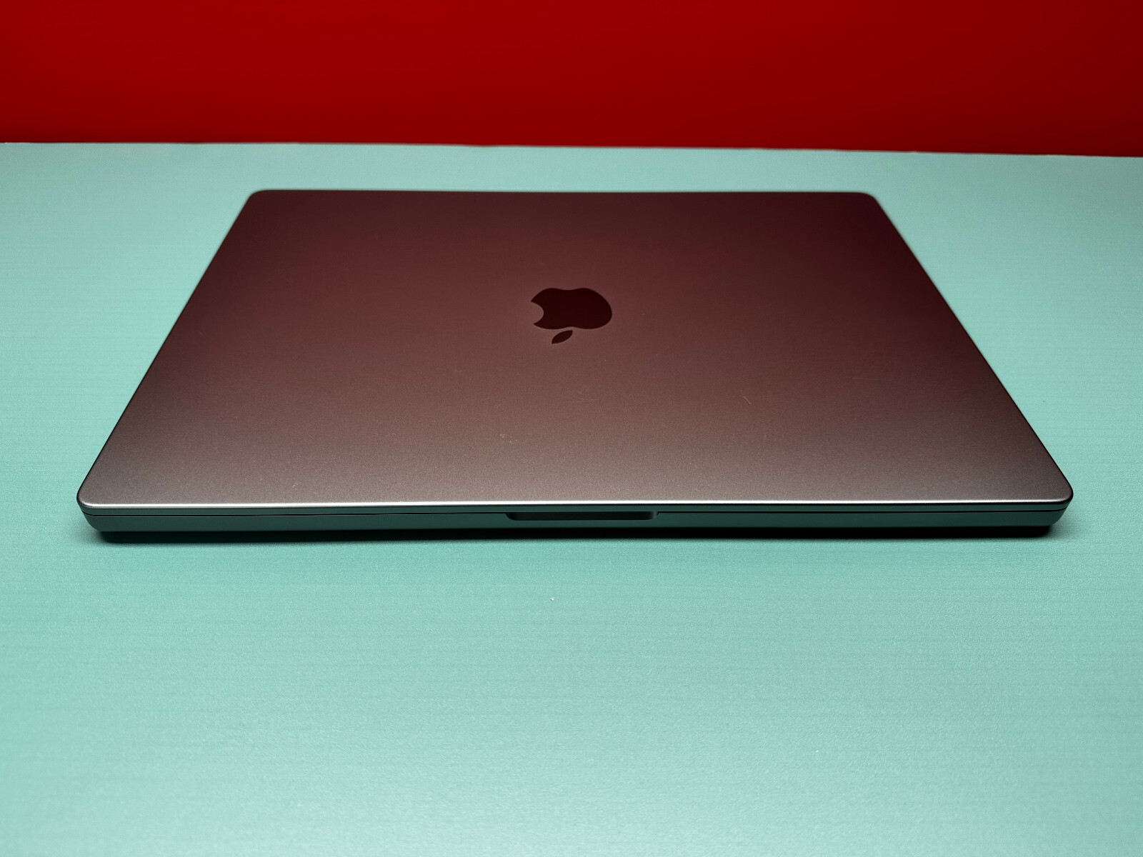 2021/22+ A2485 Apple MacBook Pro 16″ M1 Pro 16GB RAM 512GB SSD – Gray –