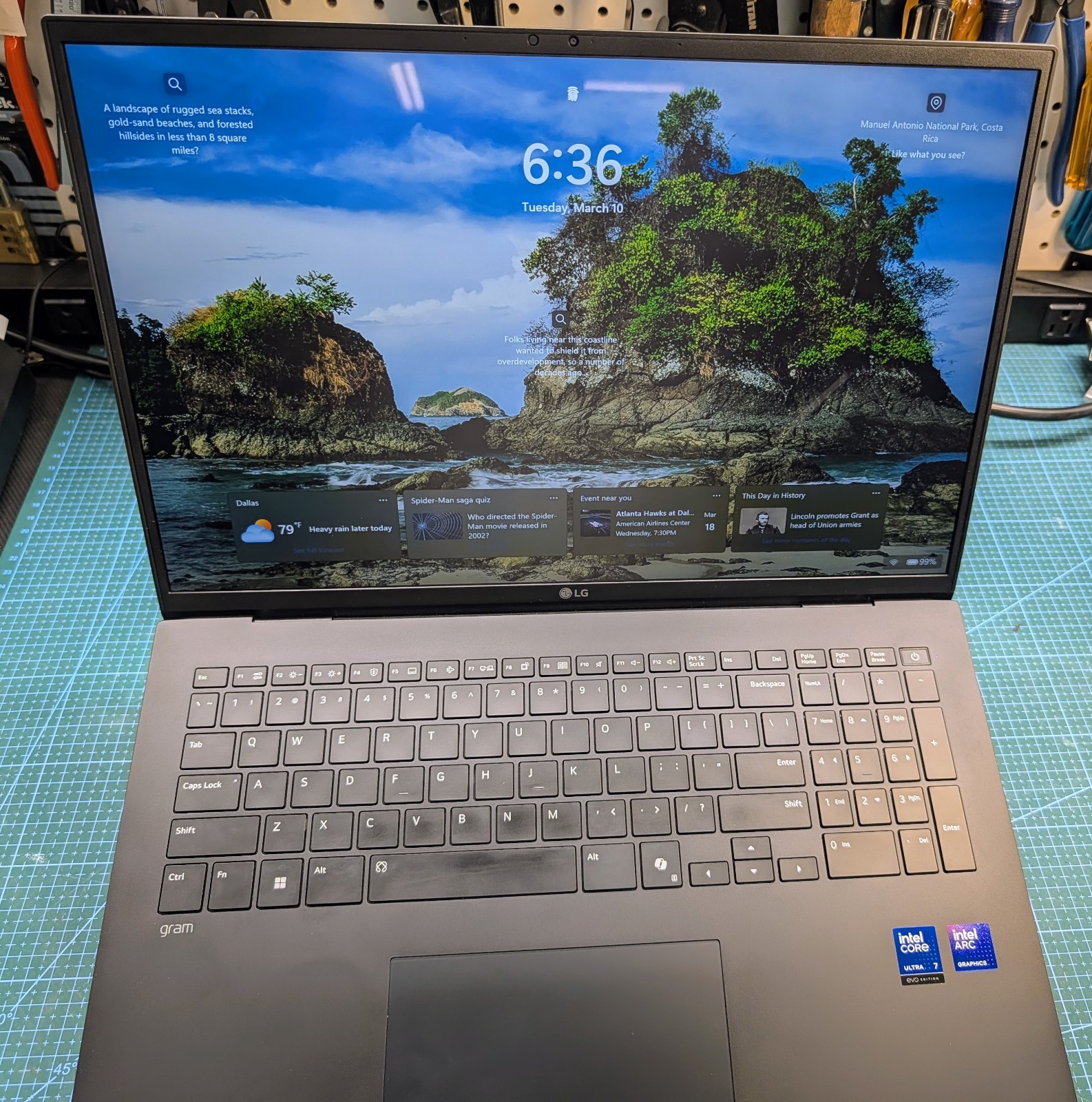 LG Gram 17″ Laptop Intel Core Ultra 7 258V 32GB 2TB SSD Win 11 Home 64-Bit