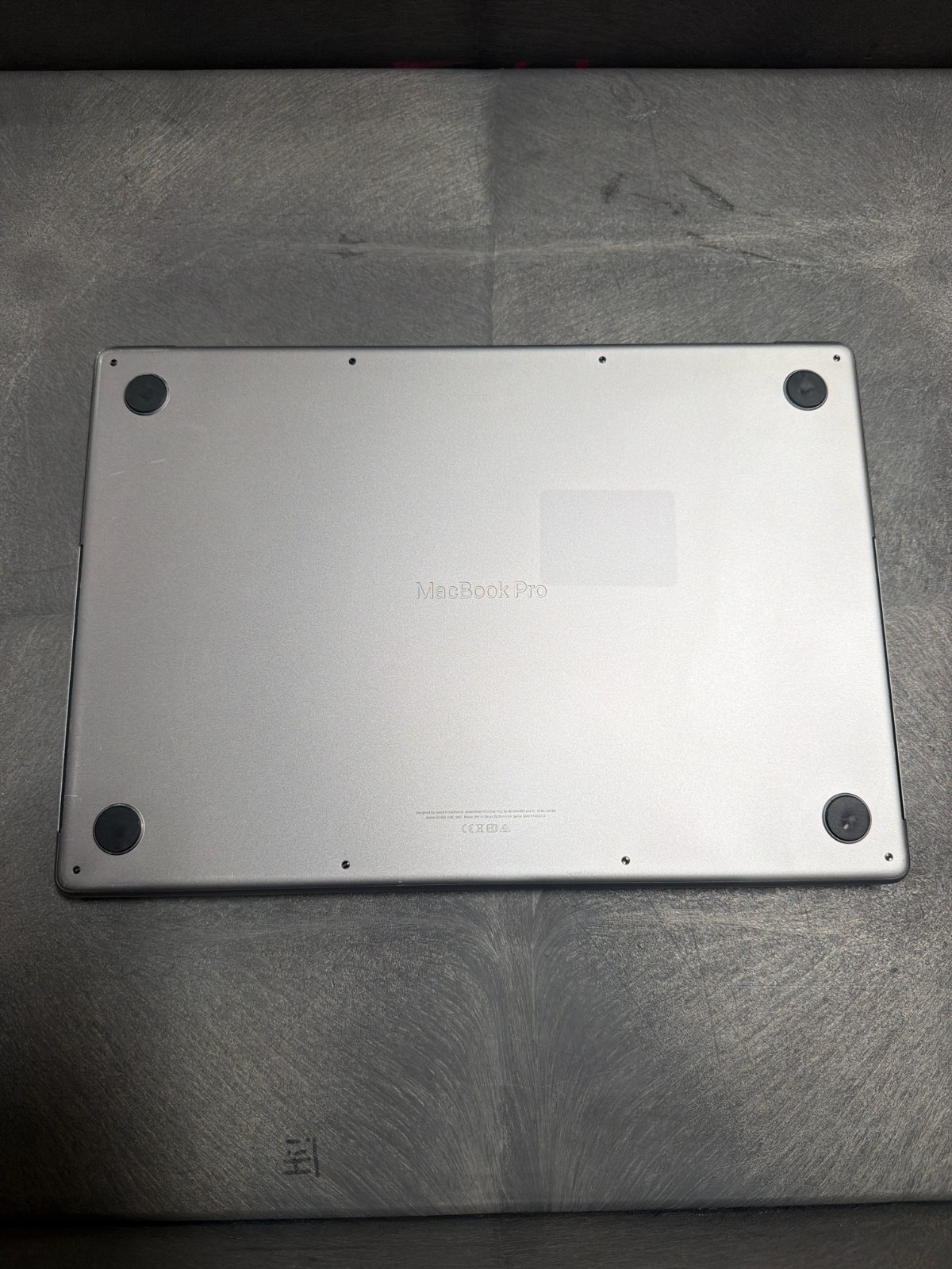 PARTS Apple MacBook Pro 16″ 2021 M1 Pro 32GB 512GB SSD A2485-165