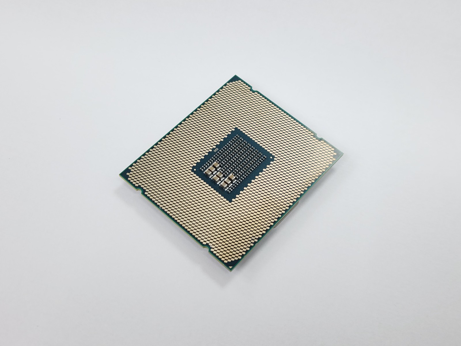 Intel Xeon E5-2667 V4 SR2P5 3.20GHz 8-Core 25MB LGA 2011 CPU Processor