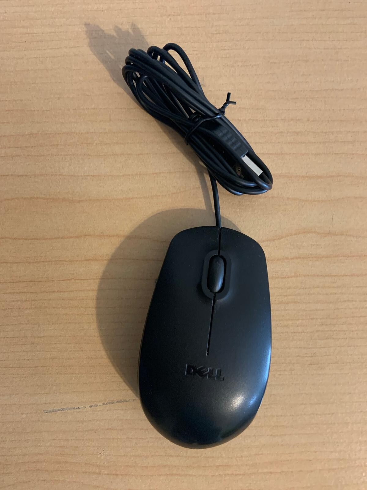 DELL Optiplex 7040 (w/i5 processor 500GB HDD, mouse & cables)