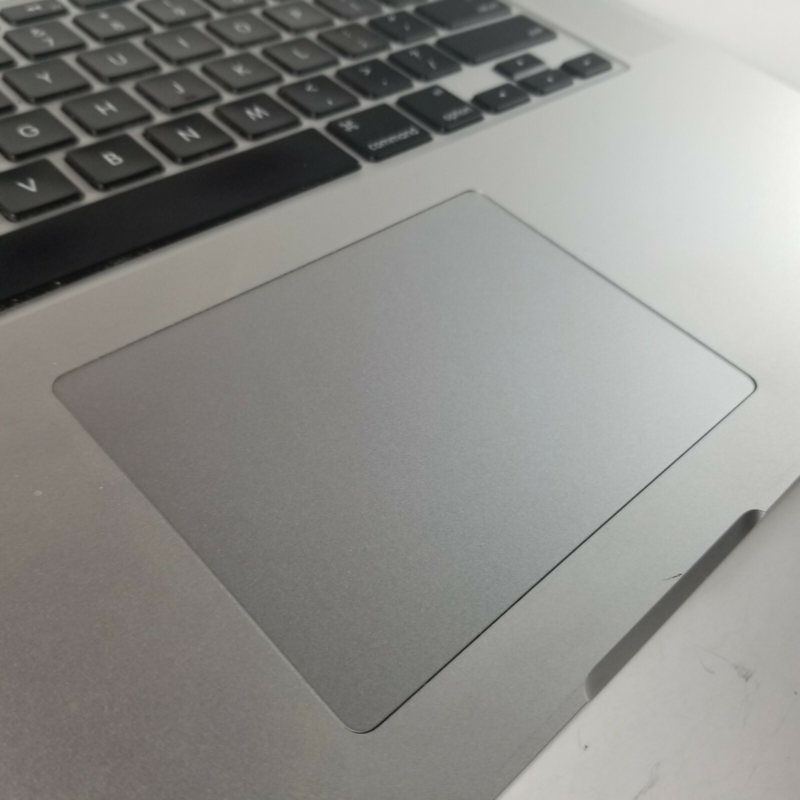 MACBOOK PRO 15 2014 A1398 PALMREST W/ TOUCHPAD/ KEYBOARD C02P4660G3QD
