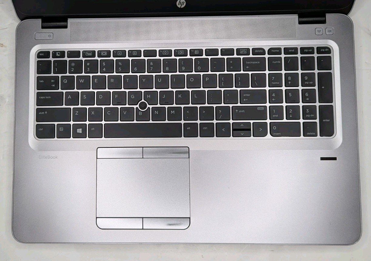HP EliteBook 850 G3 15.6″ i5-6200U 2.30GHz 8GB RAM 128GB SSD Win 11 Pro