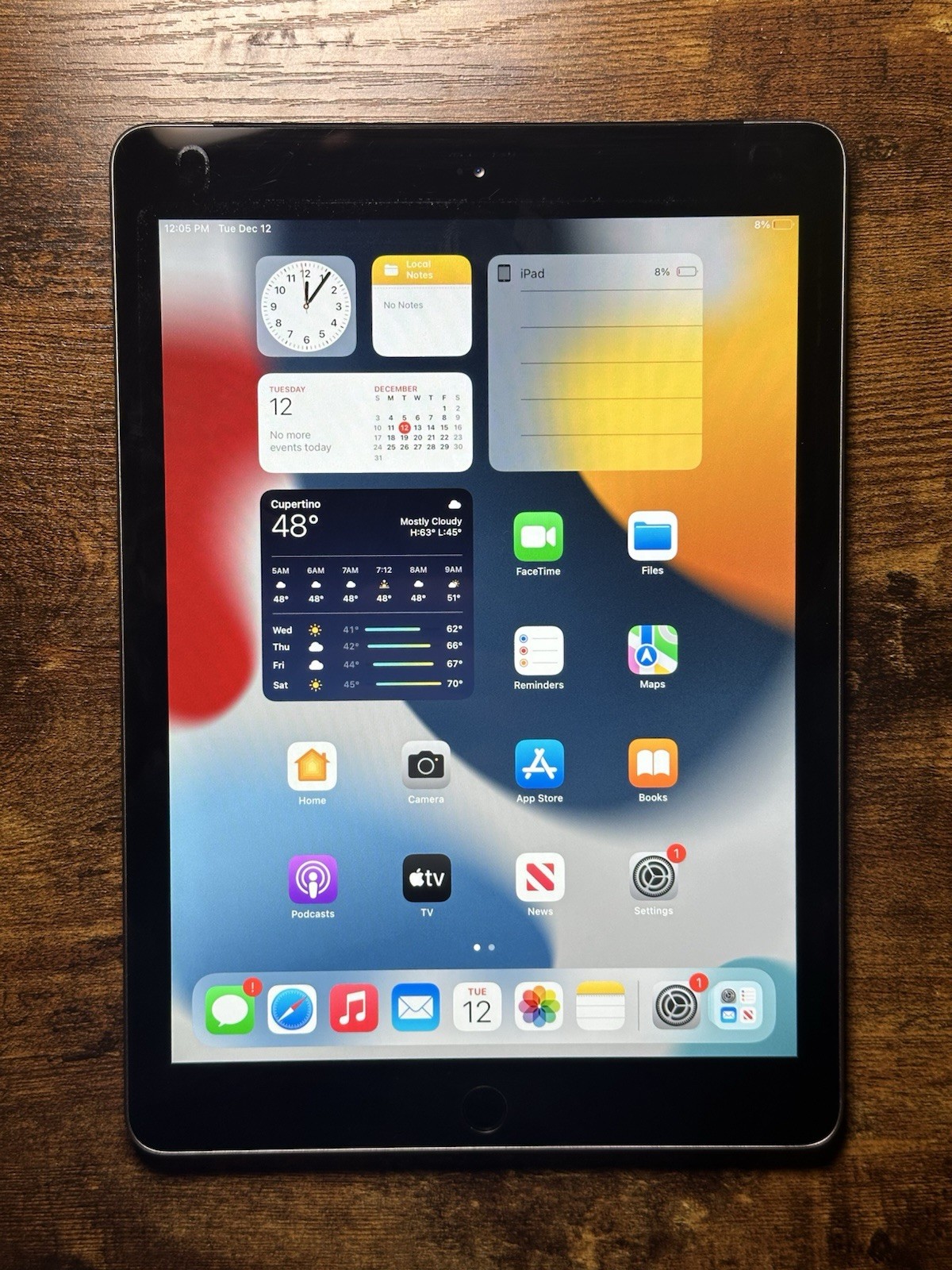 APPLE IPAD 6th GEN WIFI / CELLULAR 9.7″ GRAY – UNLOCKED- 32GB A1954