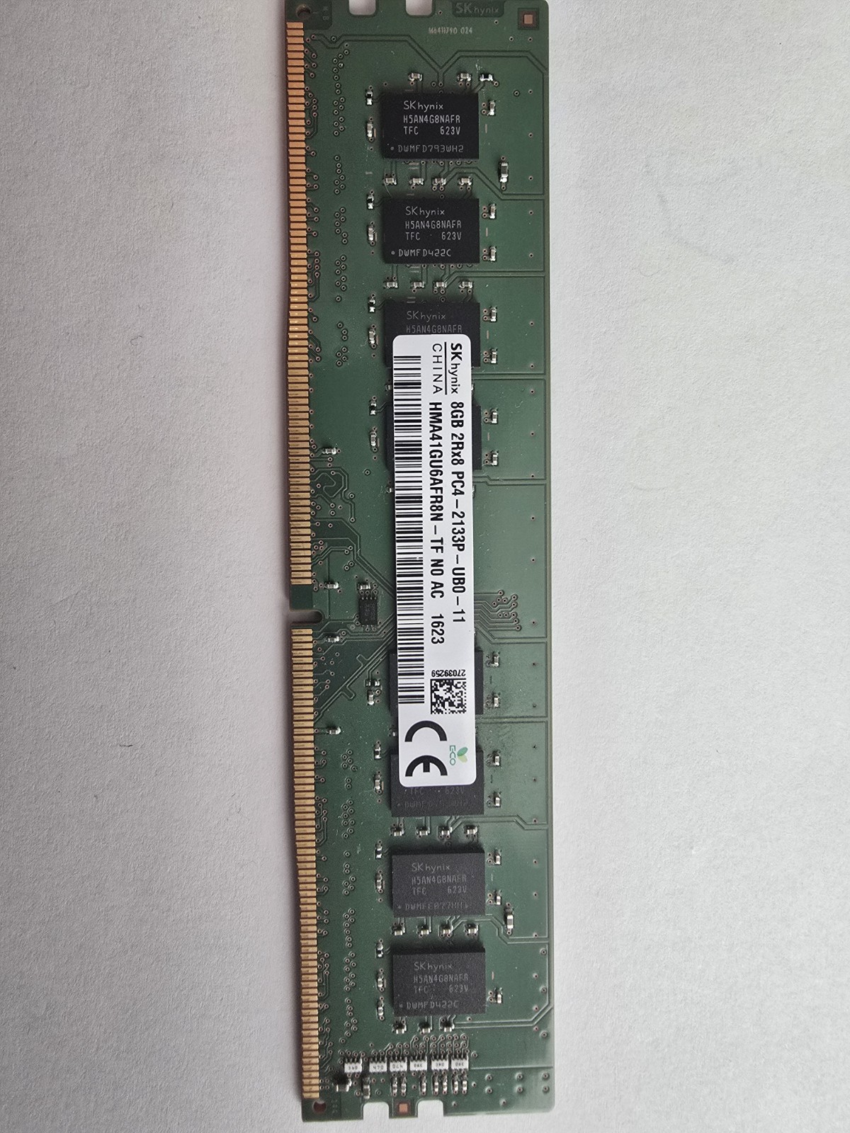 Hynix 8GB DDR4 2133MHz PC4-17000 2RX8 UDIMM Memory Ram HMA41GU6AFR8N-TF