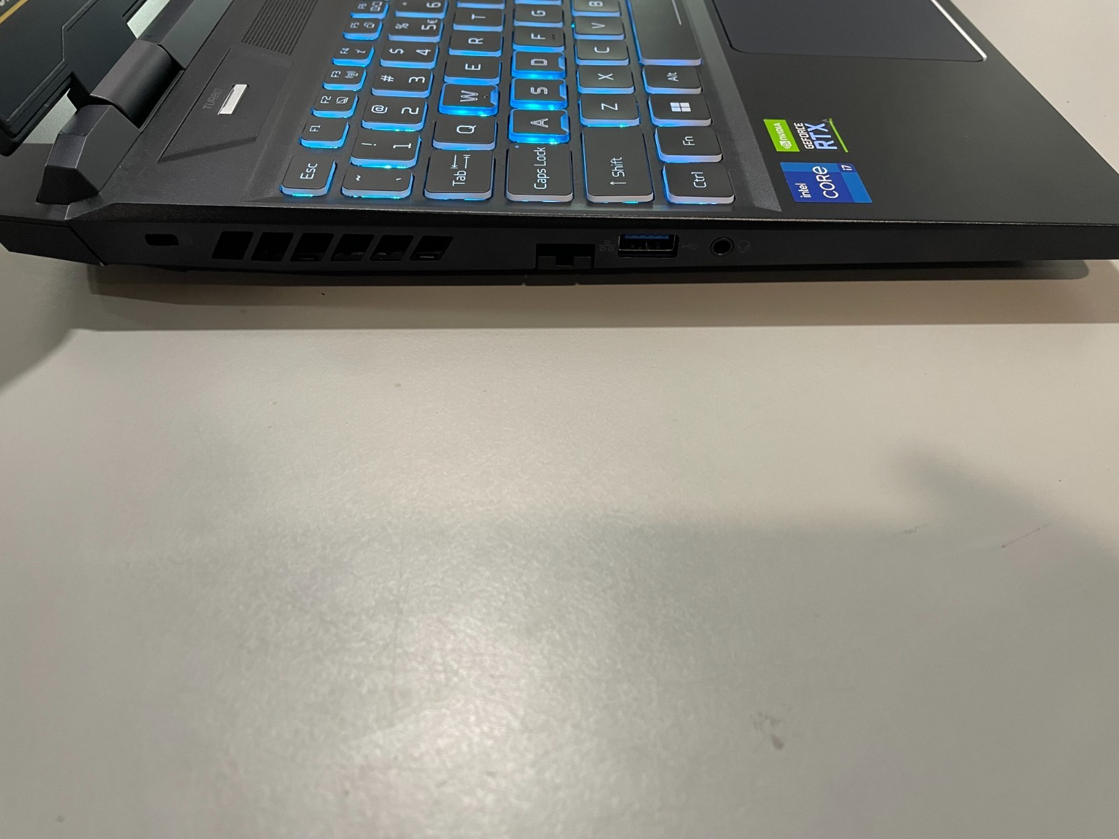 Acer Predator Helios 300 PH315-55-70ZV 15.6″ 512GB SSD, Intel Core i7 12th