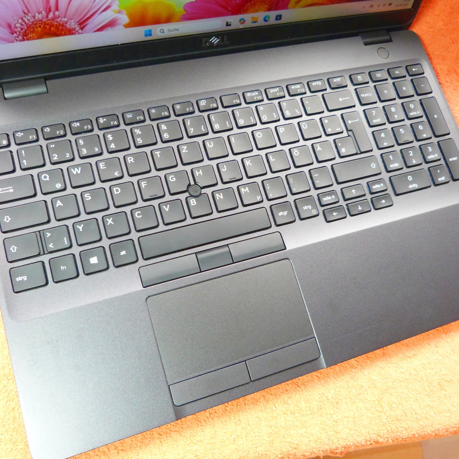 Dell 5500 ULTRABOOK 15 inch FHD l Core i7-8665U vPro I 512GB SSD Windows 11 Pro