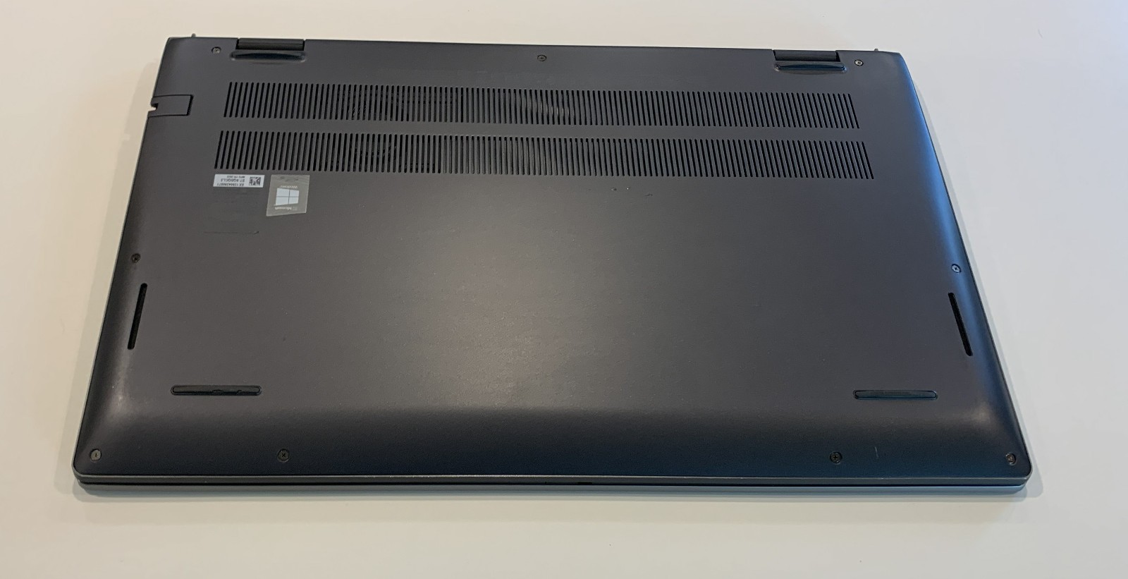 Dell Vostro 15 5510 Laptop i7-11390H 16GB 256GB Backlit keyboard Win11 Pro