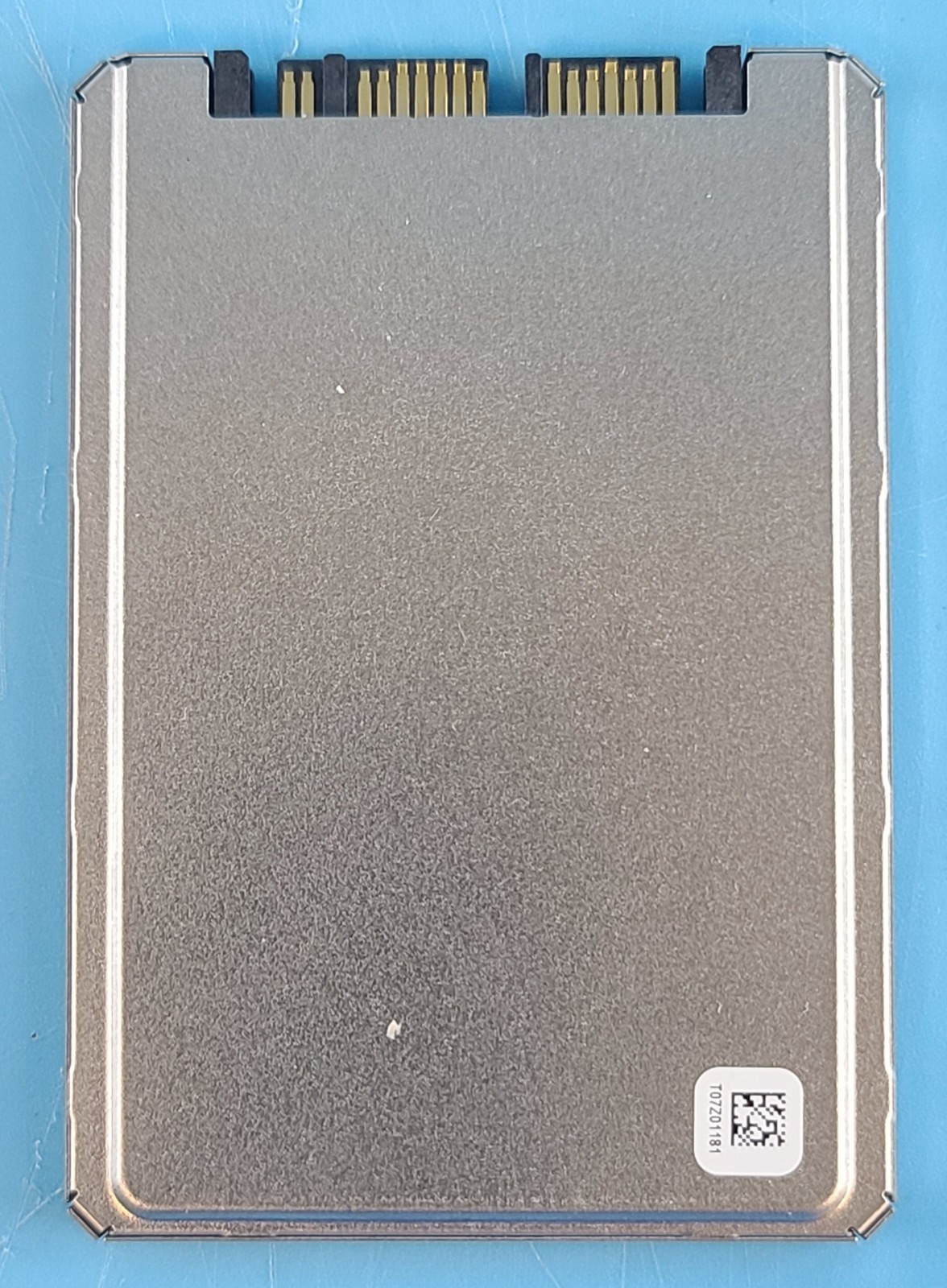 Micron M500DC 1.8 MTFDDAA480MBB 480GB 1.8 SSD Micro-SATA μSATA 6.0 Gbps