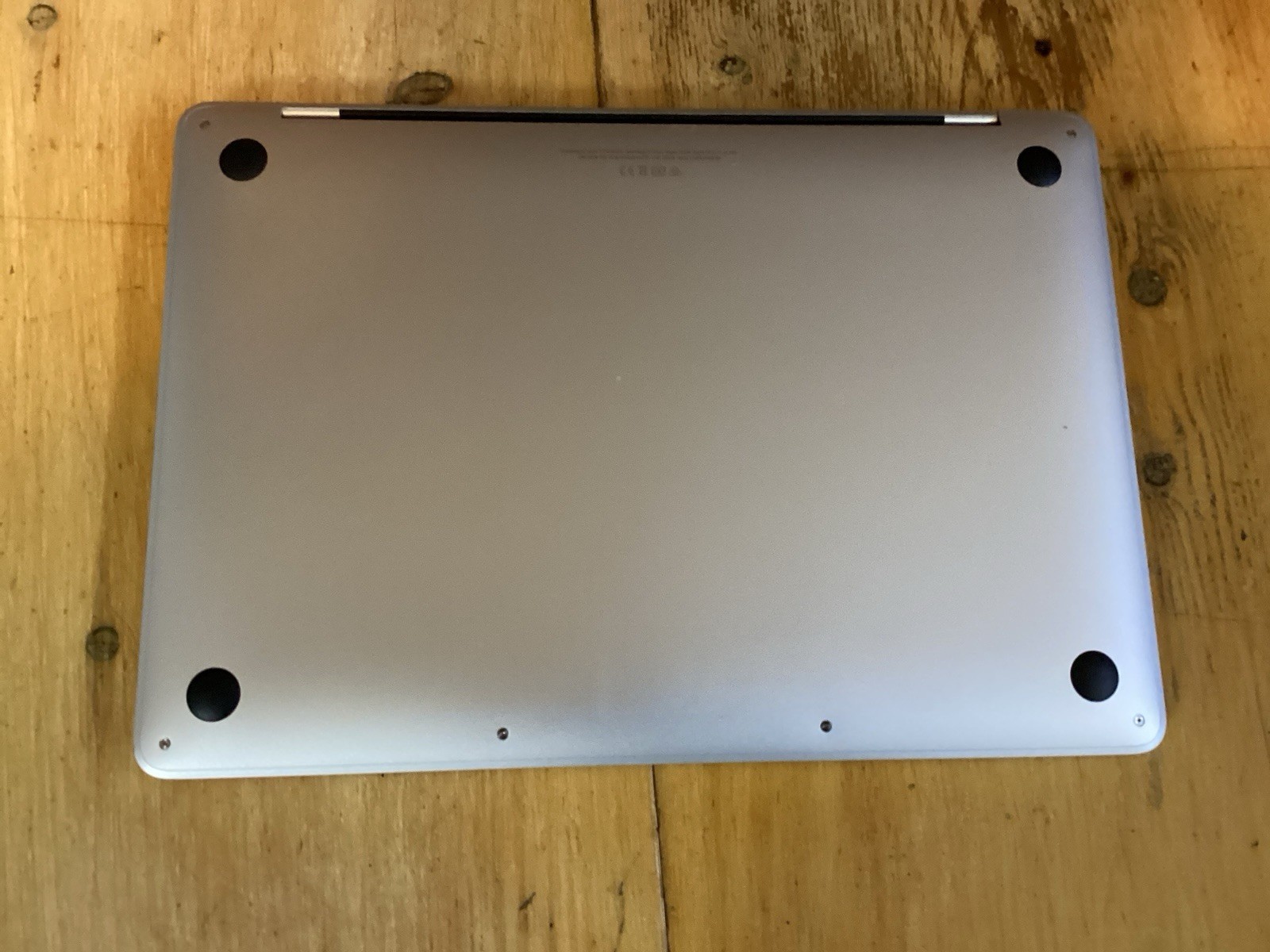 Apple MacBook Pro 13″ (512GB SSD, Apple M1 Pro 3.20 GHz, 8GB) Laptop – Silver –
