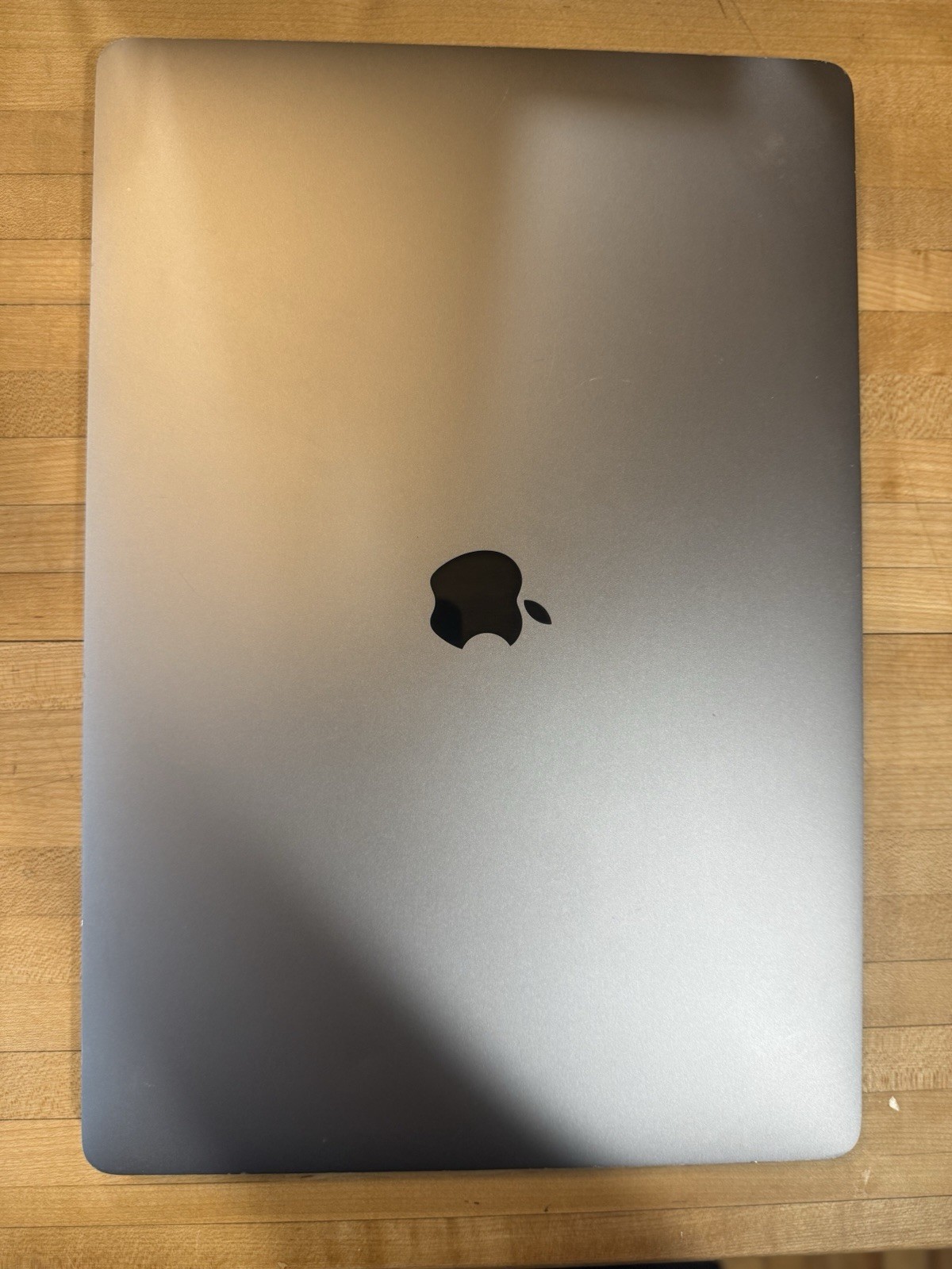 Apple MacBook Pro 16 in 2019 Space Gray/Intel Core I9 2.30 GHz, 1 TB 16 GB Intel