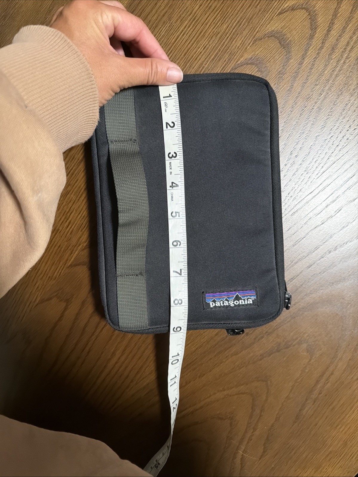 Patagonia Padded Organizer/Tablet Case Kindle Ipad Full Zip Black 9” X 6.5”
