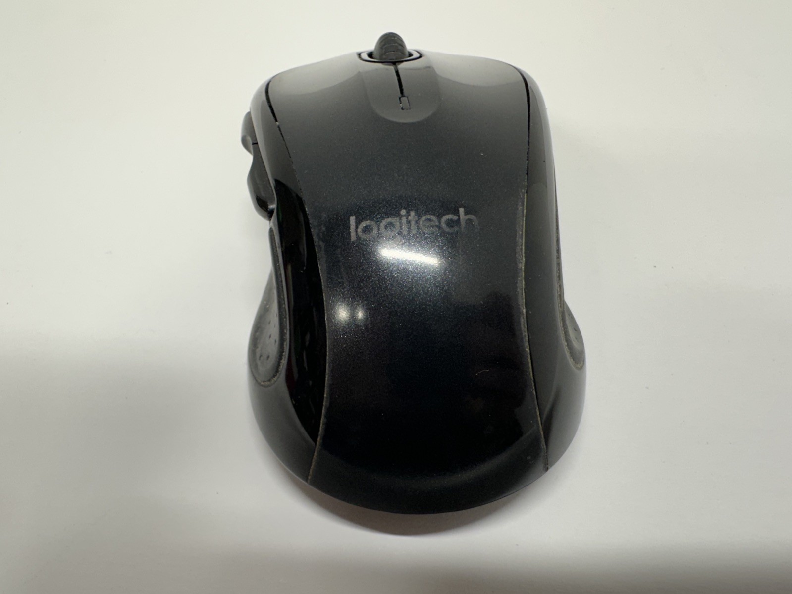 Logitech M510 Wireless Mouse, 2.4 GHz with USB Unifying Receiver-Used Cond.