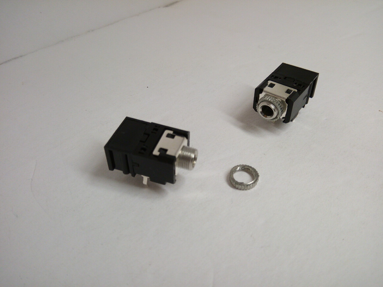 2 Pack 3.5mm Audio Jack Port 11 Pins 10 + 1 DIP Sound Mic Headphone Socket 6+4P