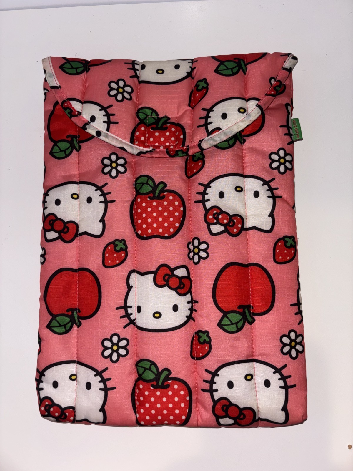 BAGGU Hello Kitty Apple Puffy Laptop Sleeve – 13″/14″ (LIMITED EDITION)