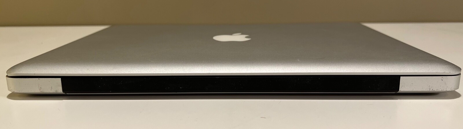 Apple 13″ MacBook Pro 7,1 A1278 2010 2.4GHz C2D / 4GB / 128GB SSD / NVIDIA 320M