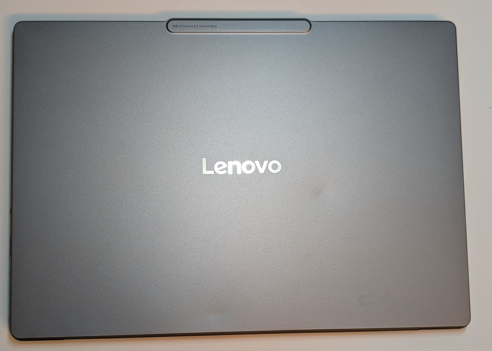 Lenovo Slim 7 14 inch OLED Touch Core Ultra 7 256V 16GB 1TB *2 Dents*