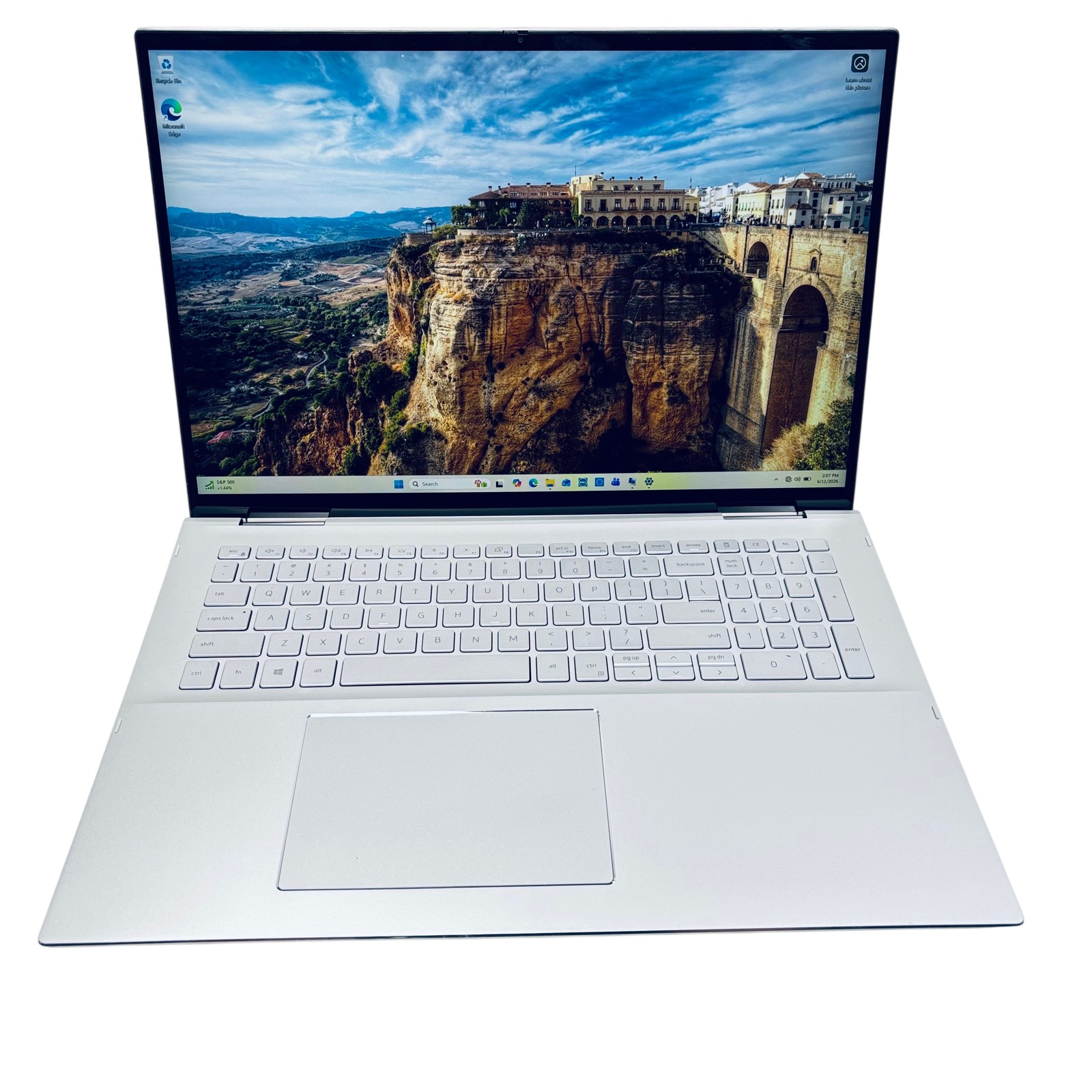 Dell Inspiron 7706 2-in-1 Intel Core i7-1165G7 8GB RAM 1.8TB SSD 17.3″ 2-in-1