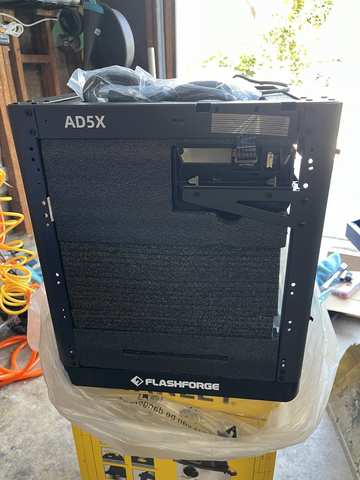 Flashforge AD5X – Multicolor 3D Printer for High-Speed, Full-Color Printing