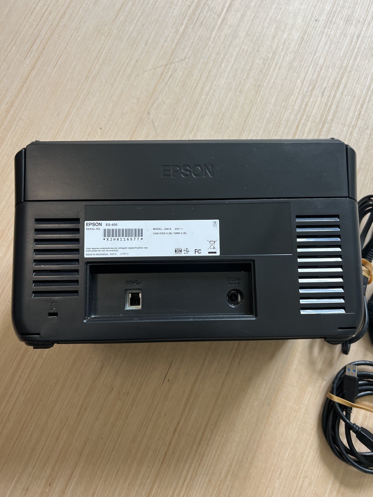 Epson WorkForce ES 400 J381A Duplex Color Document Scanner W/ Adapter & USBRead