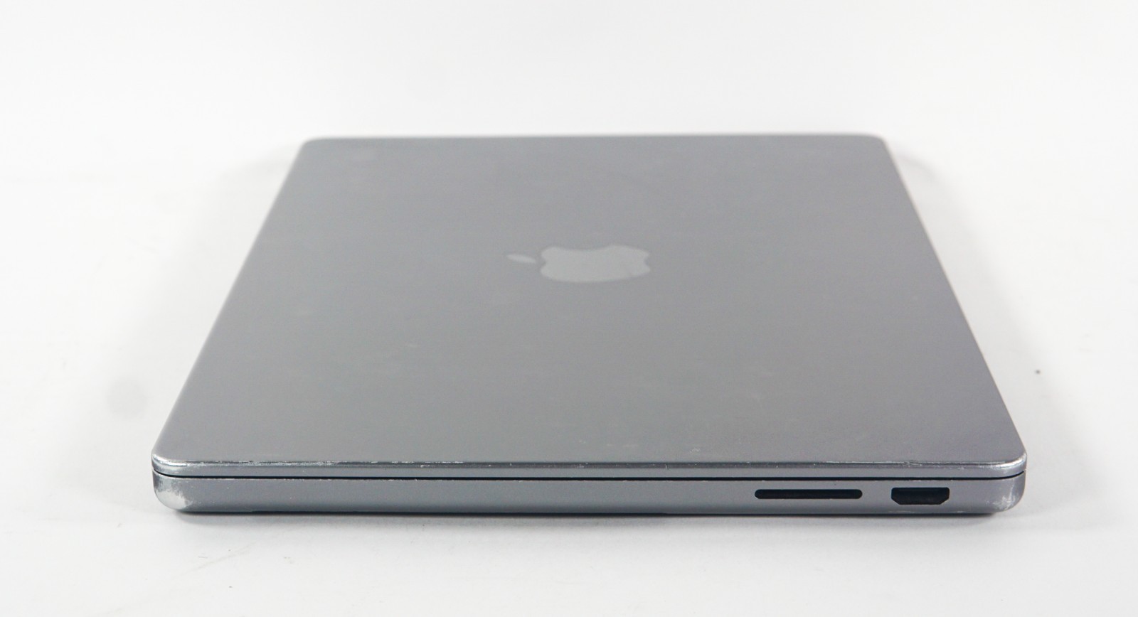 Apple MacBook Pro 14″ M3 Chip 10-Core MTL73LL/A 8GB RAM 512GB SSD 2023 CRACKED**