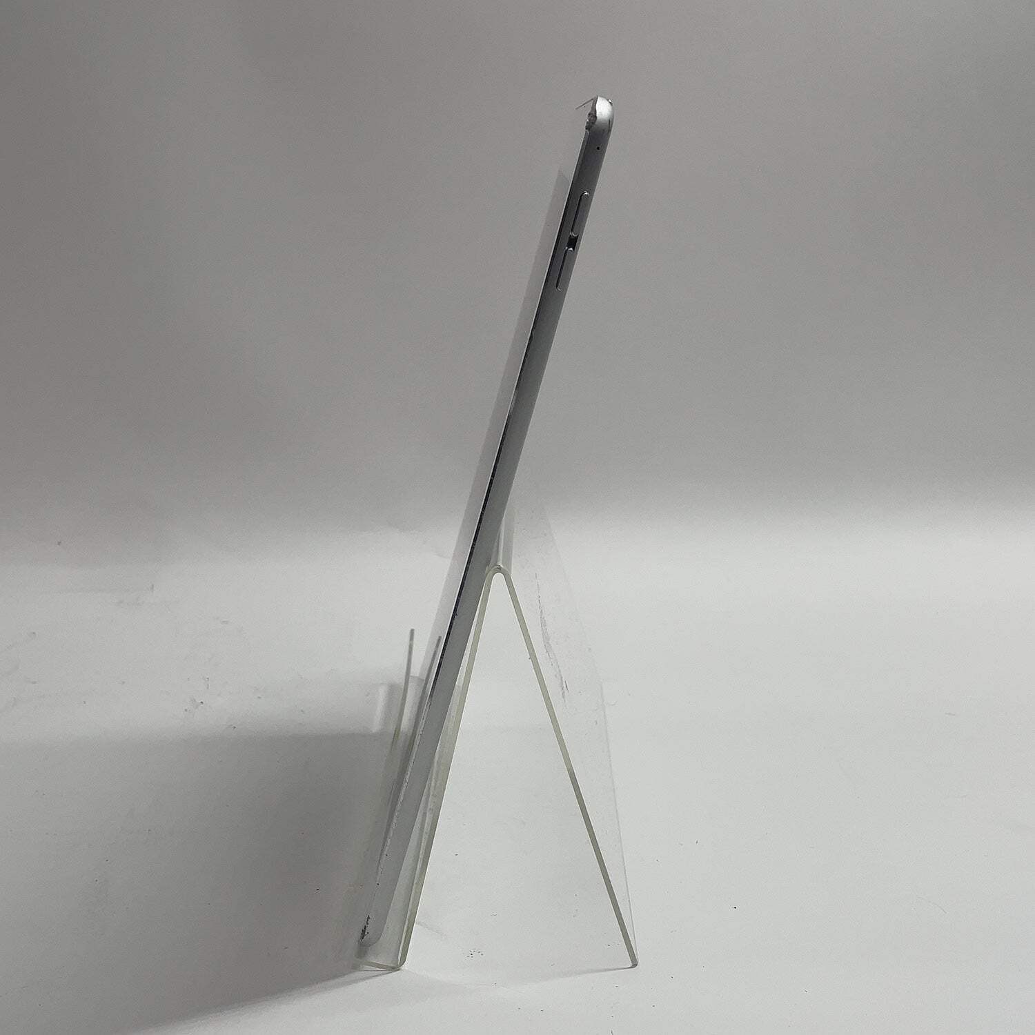 WiFi Only Apple iPad Air 2nd Gen 64GB Silver MGKMM2LL/A