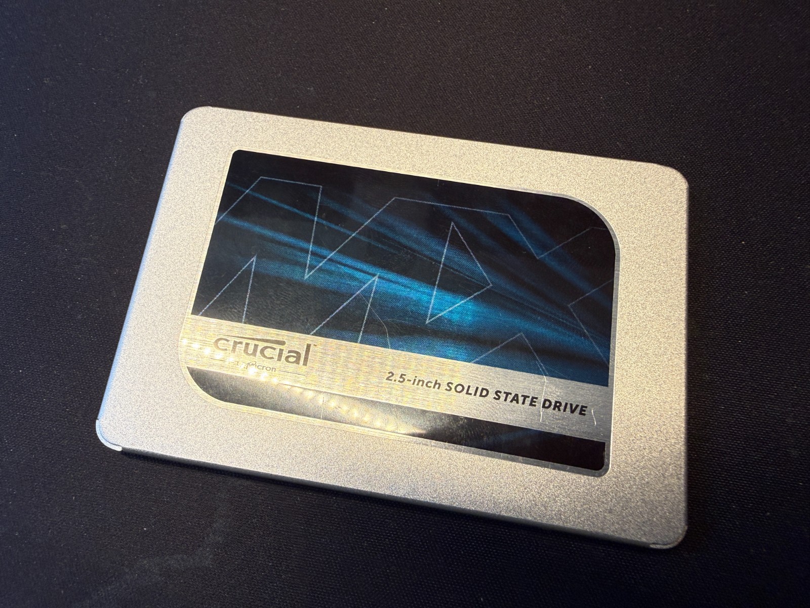 Crucial MX500 1TB SATA 6Gb/s 3D NAND 2.5Inch Internal SSD CT1000MX500SSD1