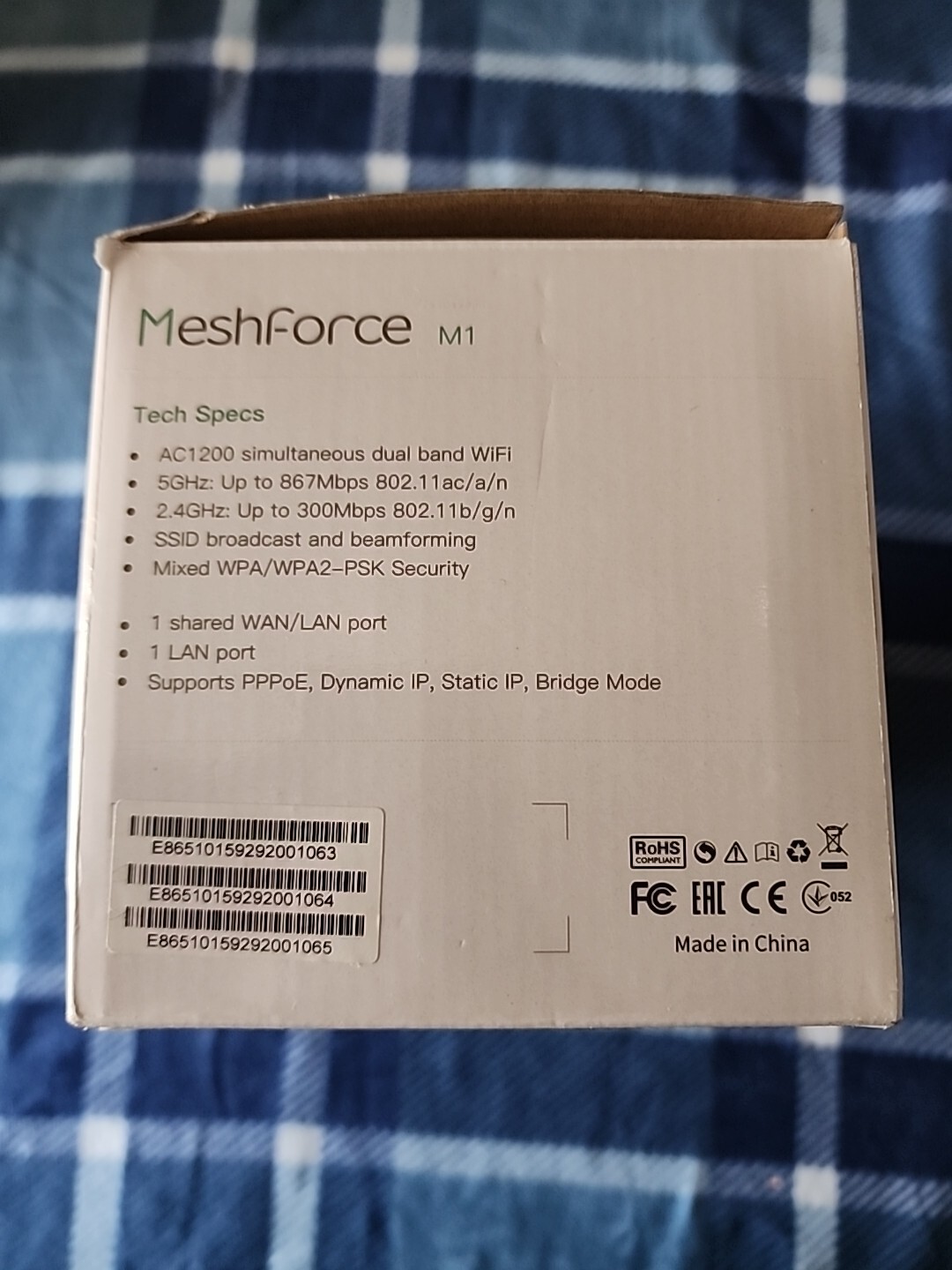 MeshForce M1 Whole Home Mesh WiFi System AC1200 Dual Band 3 Pack Covers 4500ft