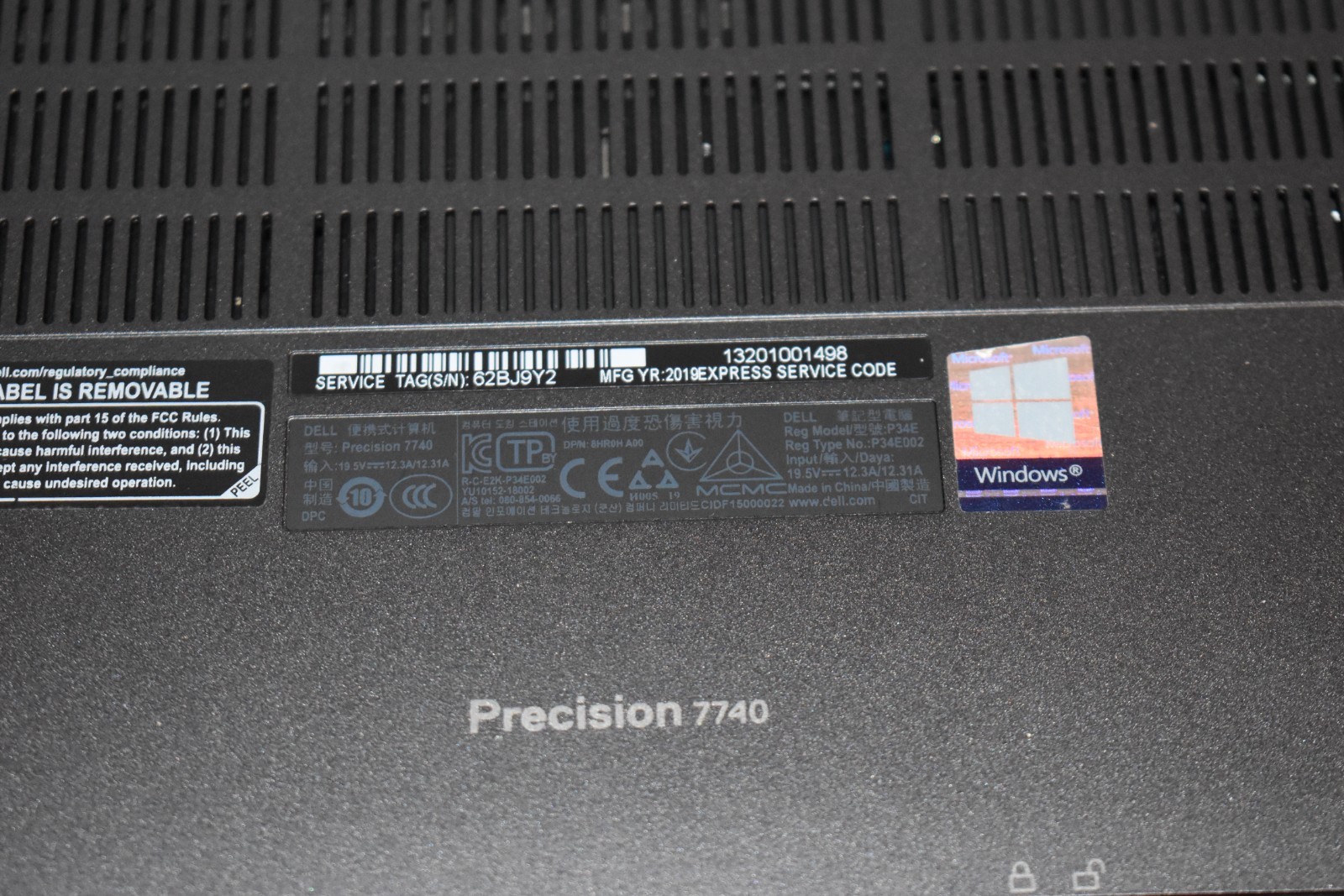 Dell Precision 7740 17.3 FHD Xeon E-2276M 16GB RAM 1TB SSD Quadro RTX 3000