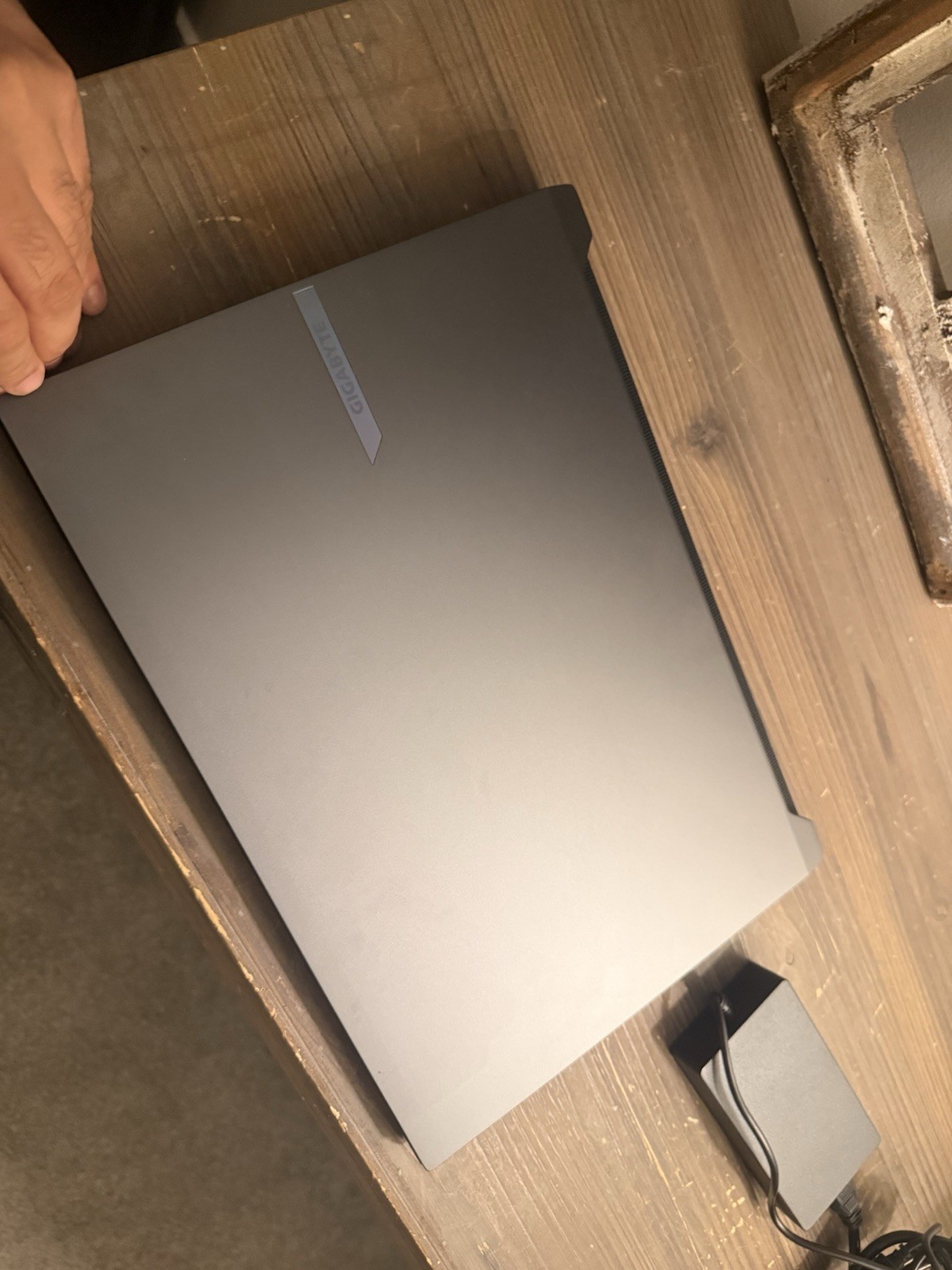 Gigabyte AERO X16 165Hz – Ryzen AI 7 350 – 32GB RAM – 1TB – 32GB – RTX 5070 WRNT
