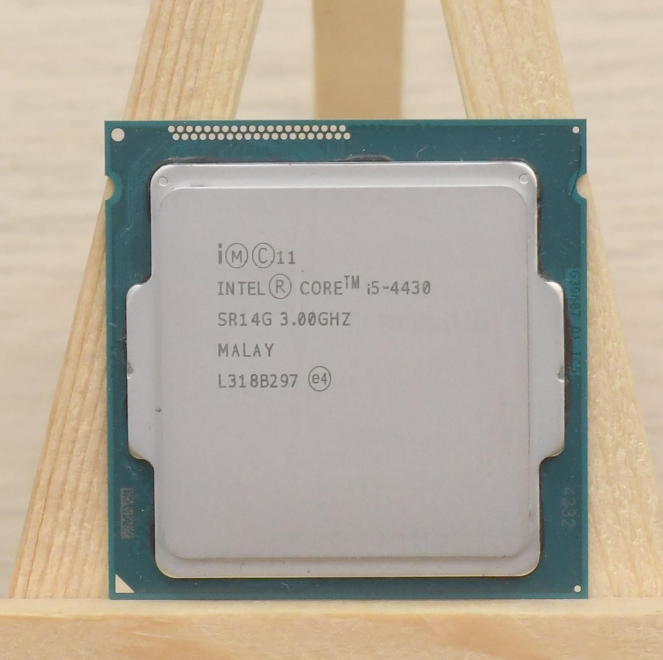 Intel Core i5-4430 3.0 Ghz 4th gen LGA 1150 Quad Core CPU Processor **