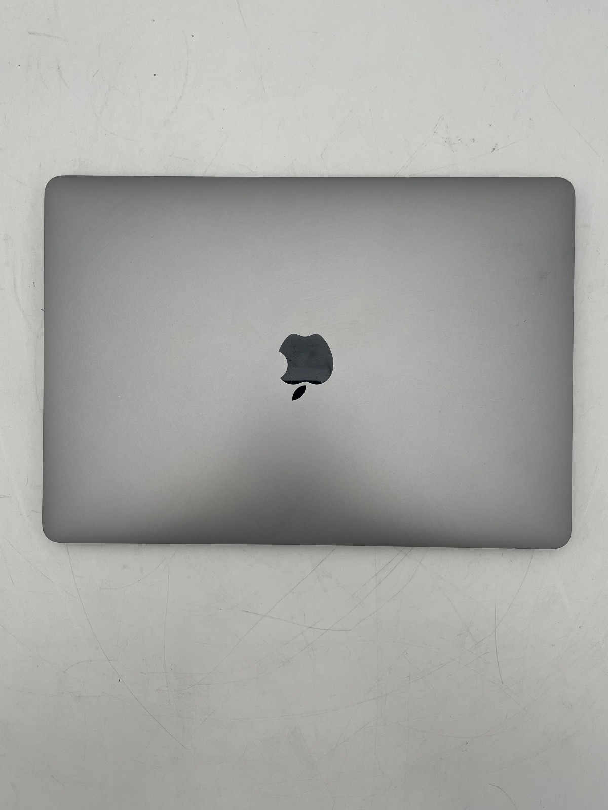 Apple MacBook Pro 2020 13″ touchbar | intel 2.3 i7 | 16GB RAM 512GB SSD *