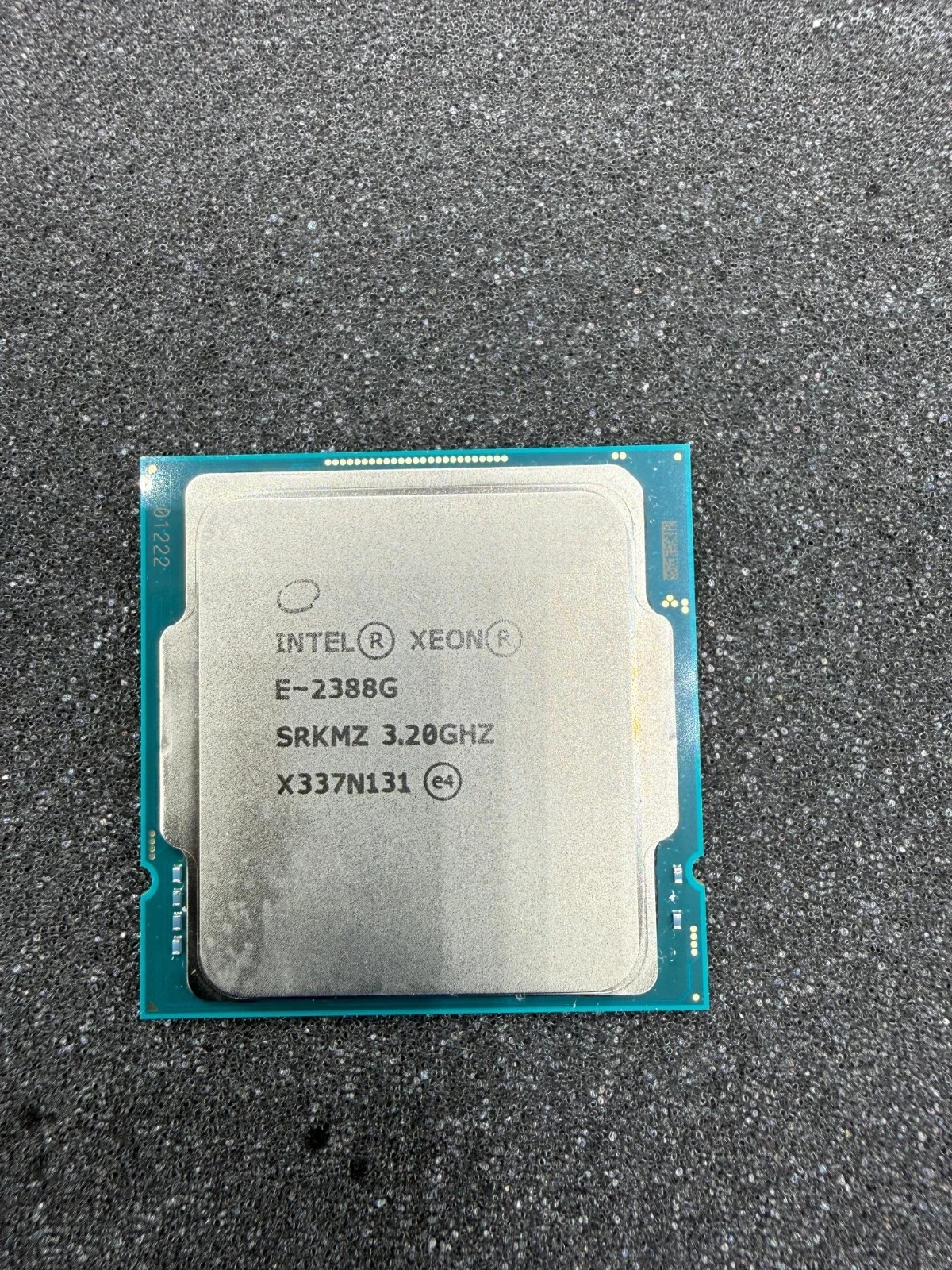 Intel Xeon E-2388G CPU SRKMZ up to 5.10 GHz 8-Core LGA-1200 Server Processor 95W