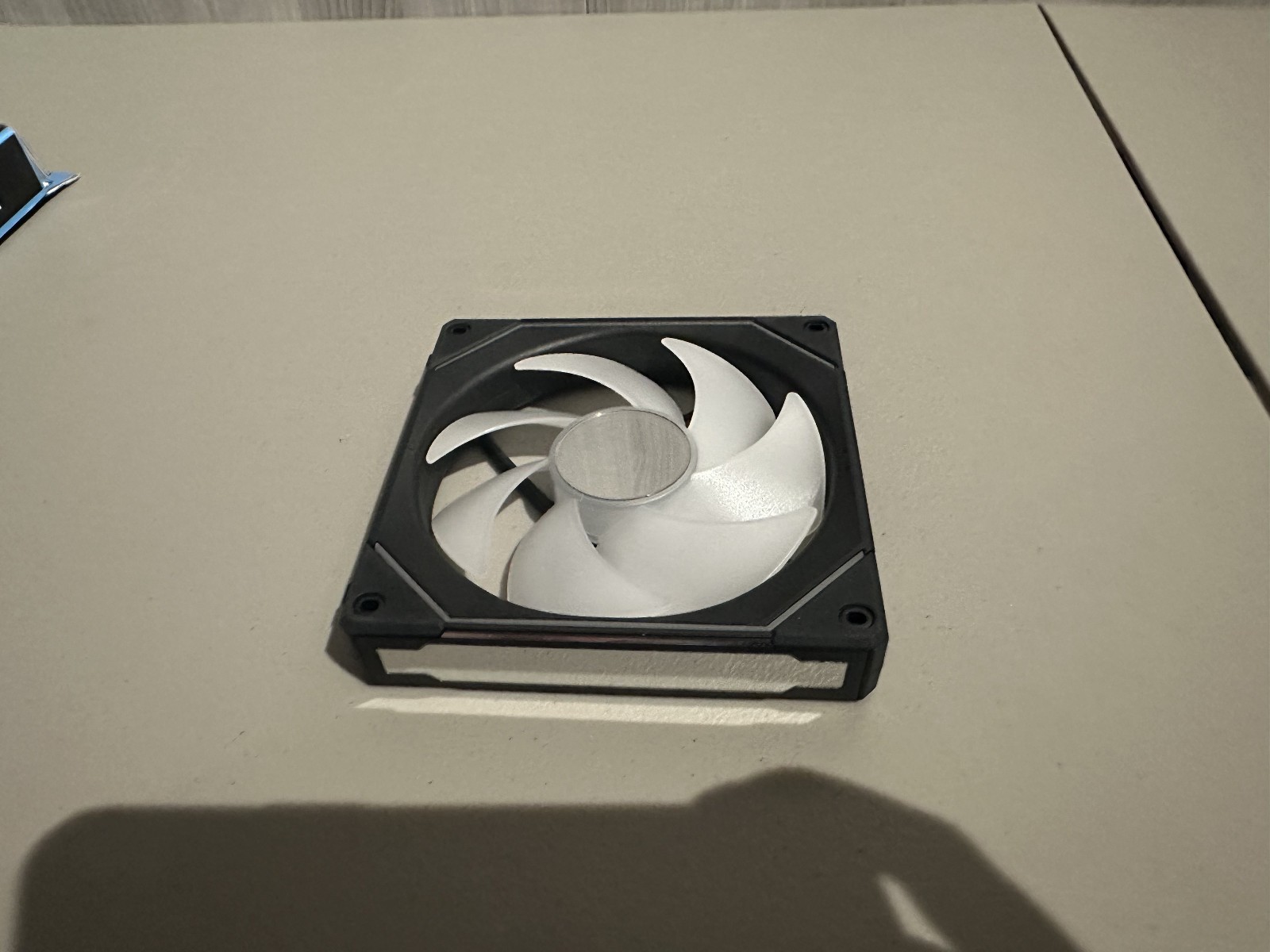 *Fans Only* Lian Li SL Infinity 140mm – Black (1-Pack)