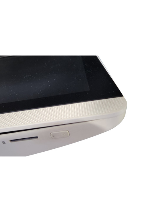 HP 24-G012 All-In-One Pentium J3710, 8GB, 512GB – Windows 10 – READ – UDAC