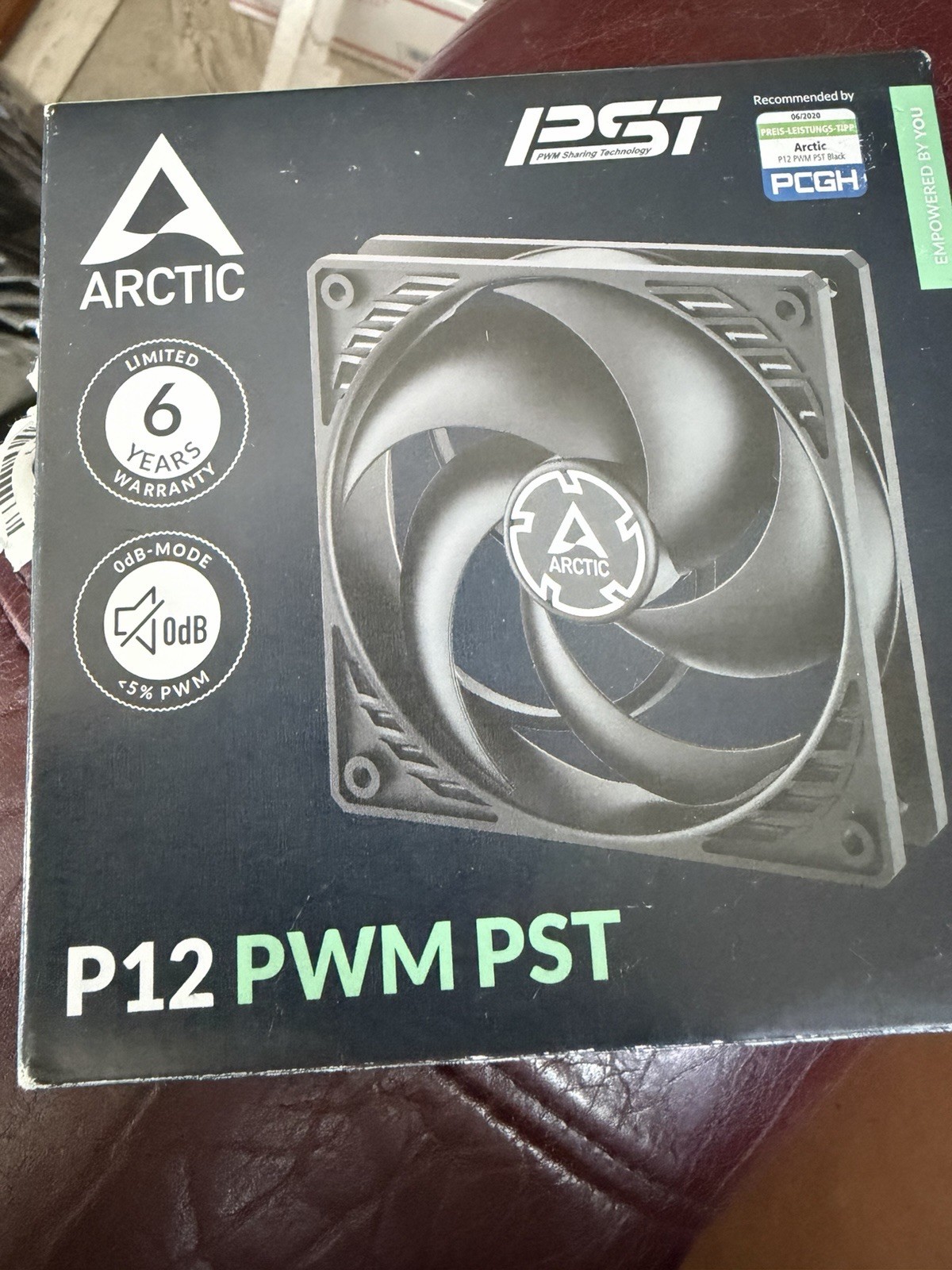 ARCTIC P12 PWM PST (Black) 120 mm Case Fan PWM Sharing Technology PST B-Stock