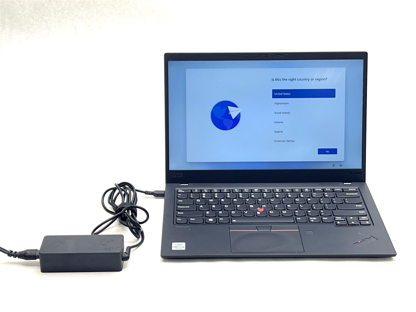 Lenovo ThinkPad X1 Carbon Gen 8 i7-10610U 1.8GHz QC 16GB 512GB Win11 14″ Laptop