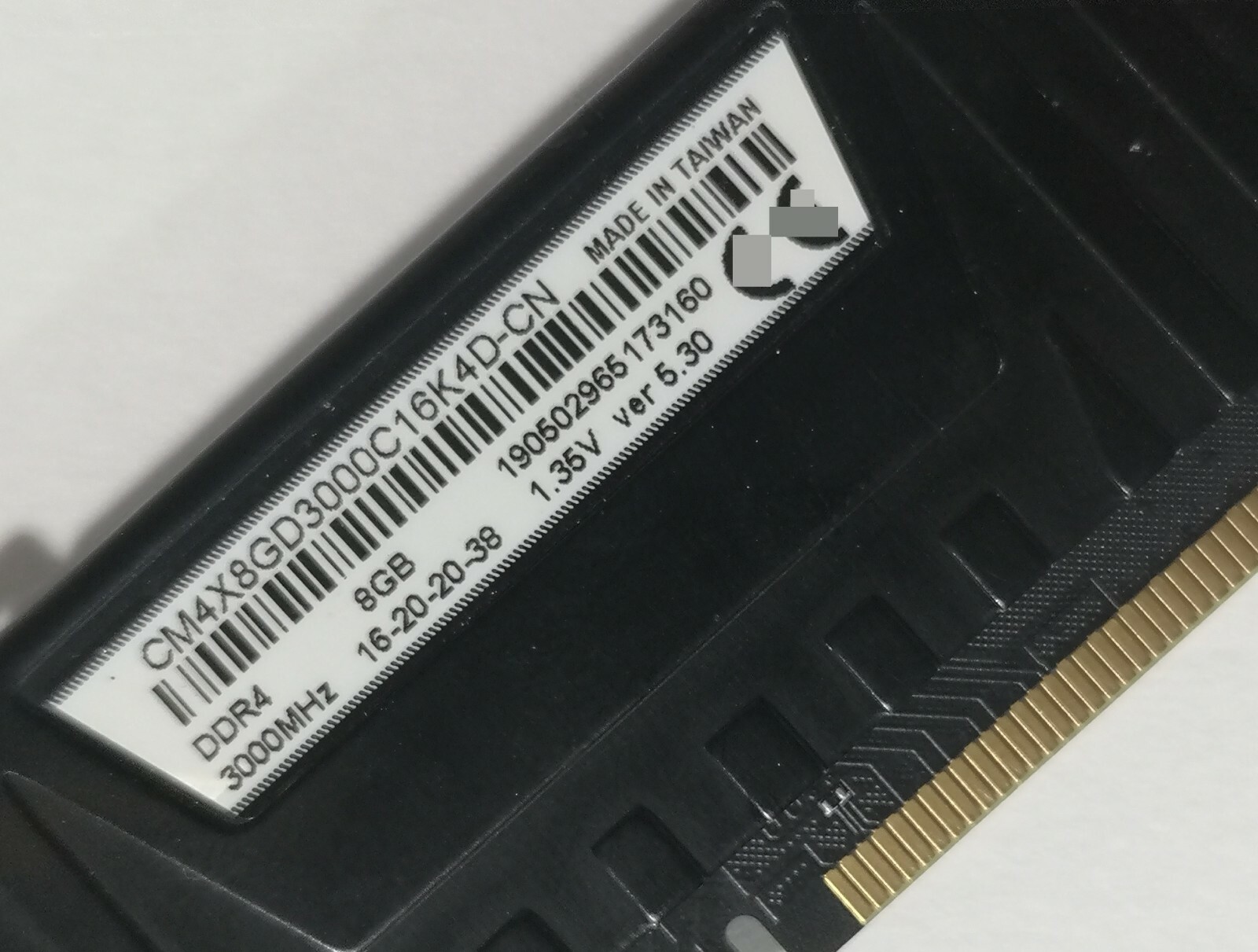 Corsair 8GB DDR4 3000MHz Desktop RAM VENGEANCE LPX CM4X8GD3000C16K4D DIMM