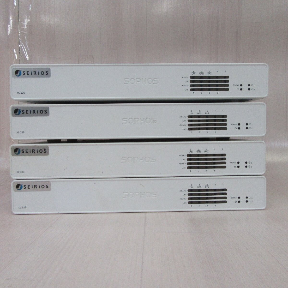 Sophos XG 135 REV 3 Firewall Desktop Appliance w/Adapter