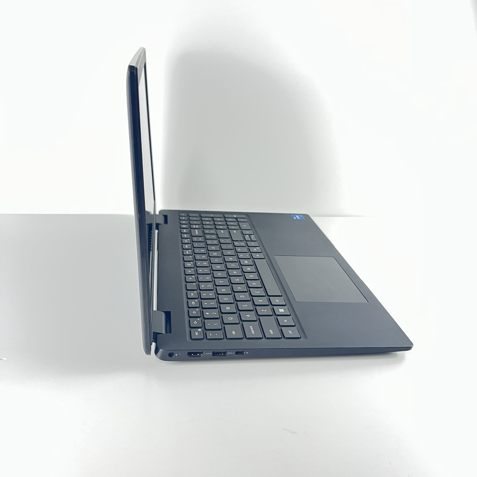 Dell Latitude 3520 15.6″ HD Laptop Intel Core i5-1135G7 2.40GH 16GB 256GB Win11P