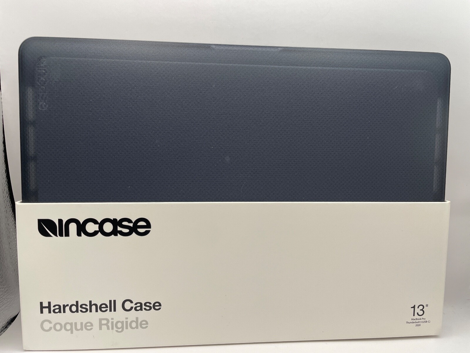 Incase Hardshell Dots 13″ MacBook Pro Case – Black | New INMB200629-BLK