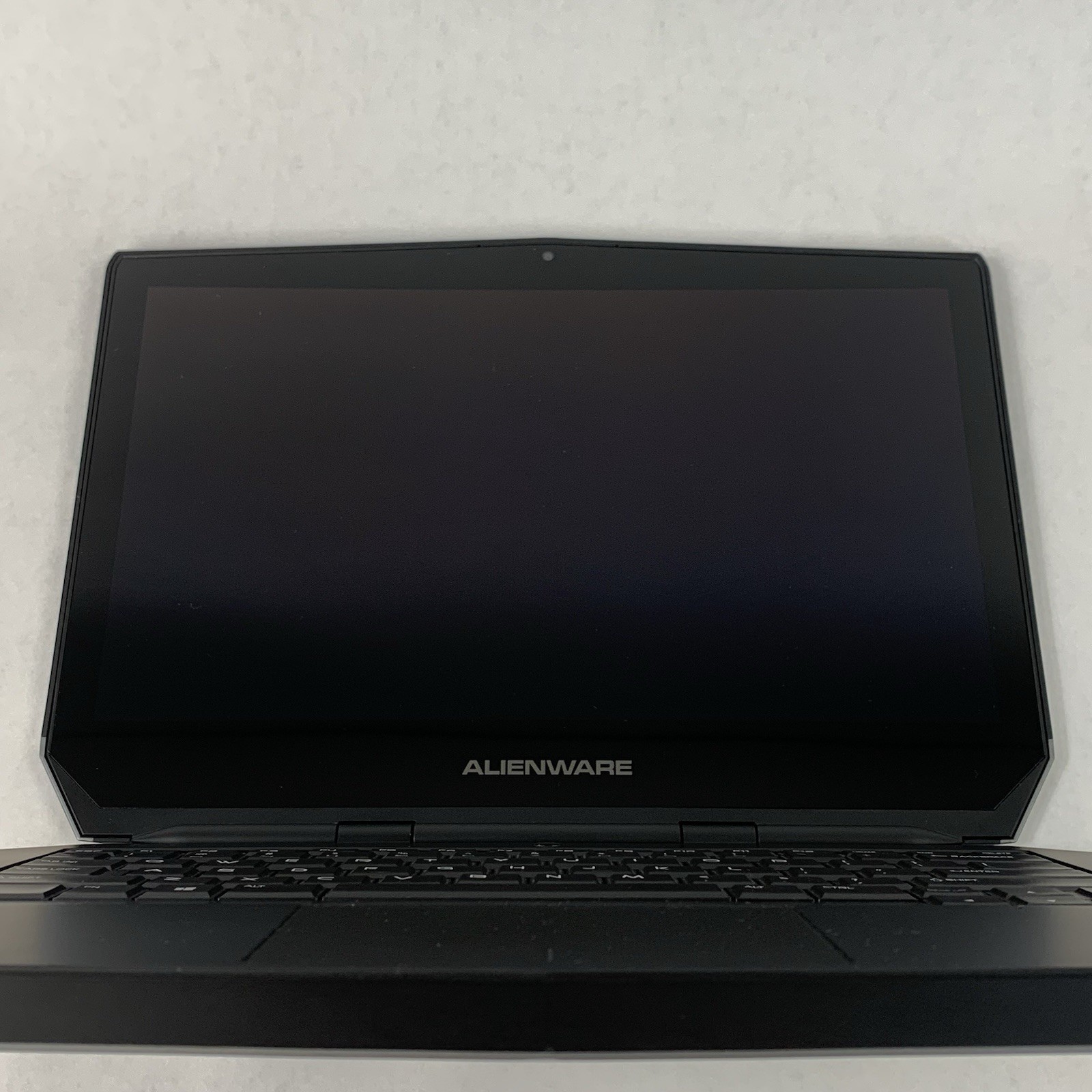 Alienware 13 R2 P56G 13.3” Laptop i7-6500U 2.5 GHz 8 GB Ram No OS/HDD/AC