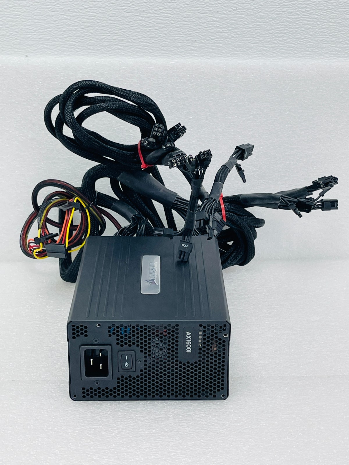 USED – Corsair AX1600i Digital ATX Power Supply 1600 Watt Fully-Modular PSU