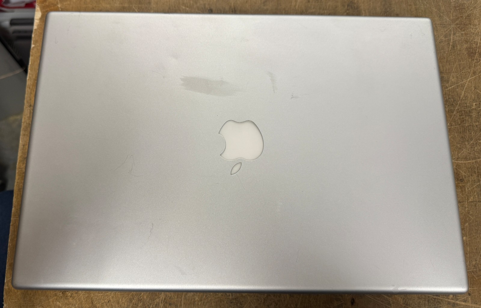 Apple MacBook Pro 15-inch July 2008 2.5GHz Intel Core 2 Duo (BTYO/CTO)