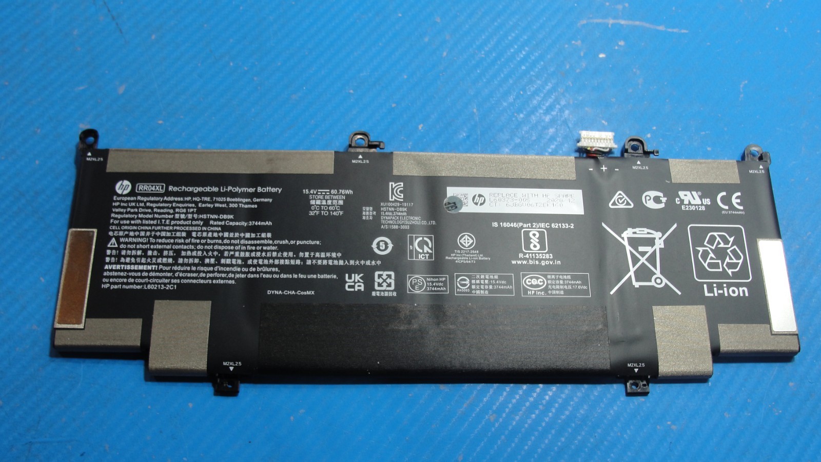HP Spectre 13-aw2003dx 13.3″ Battery 15.4V 60.76Wh 3744mAh RR04XL L60373-005 87%