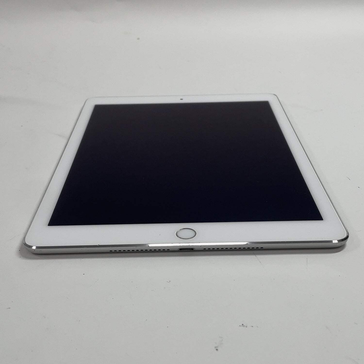 WiFi Only Apple iPad Air 2nd Gen 64GB Silver MGKMM2LL/A