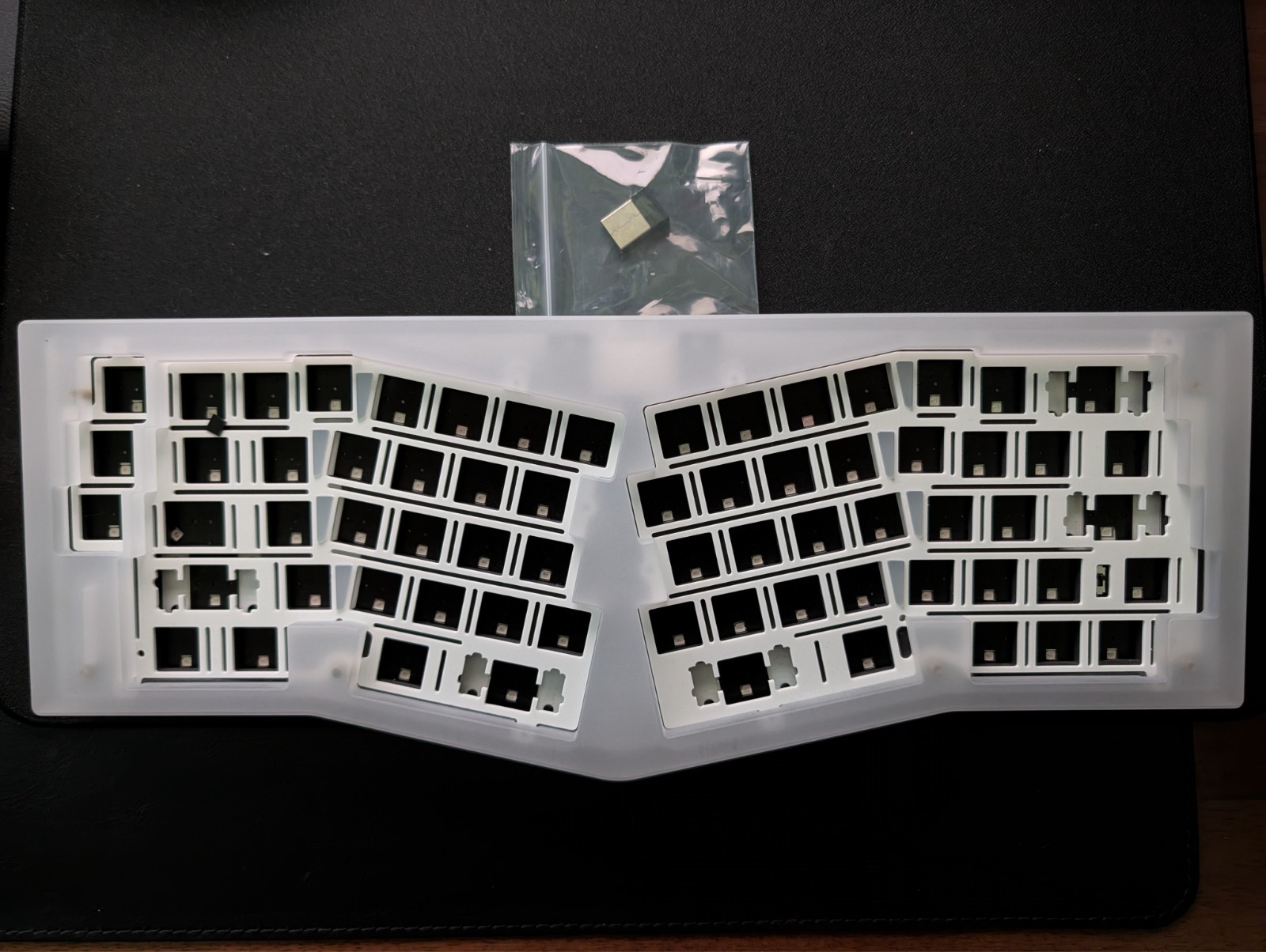 Slice Mechanical Keyboard Kit Tri Mode Alice68 Acrylic Keyboard