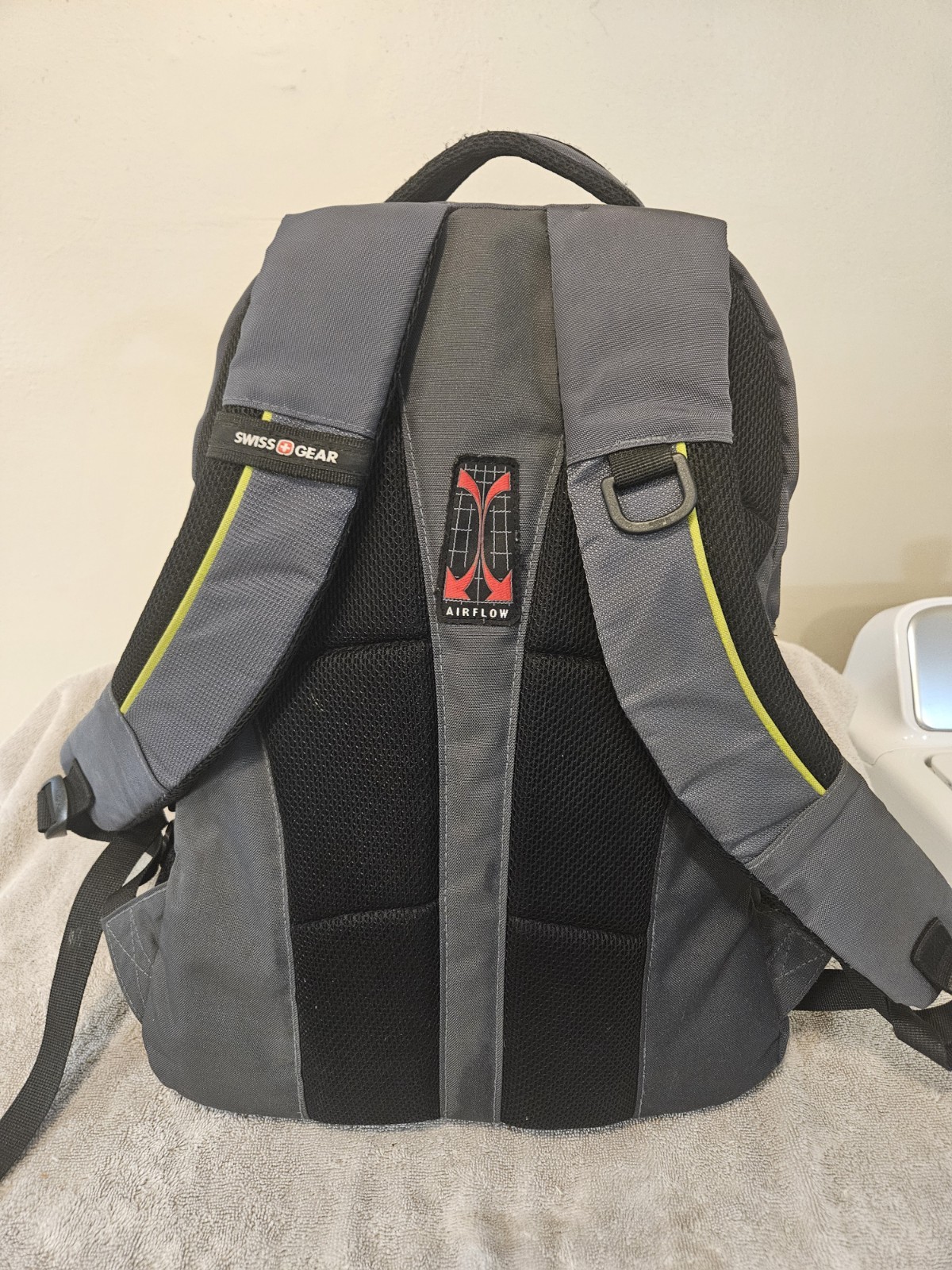 SwissGear Gray/Green/Black Polyester Laptop Backpack 15 in Compatible Padded